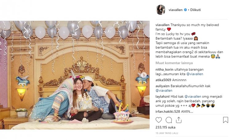 Via Vallen ulang tahun di kamar mewah (Instagram/@viavallen)