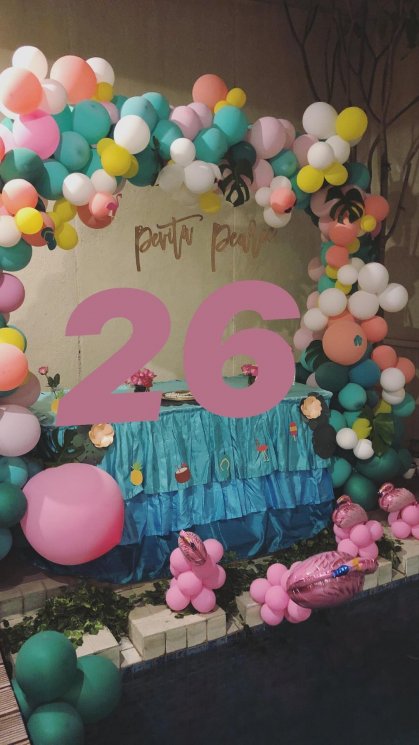 ulang tahun Pevita Pearce (Instagram/@pevpearce)