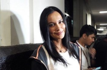 5 Potret Sophia Latjuba dan Bogdan Vlase Makin Mesra