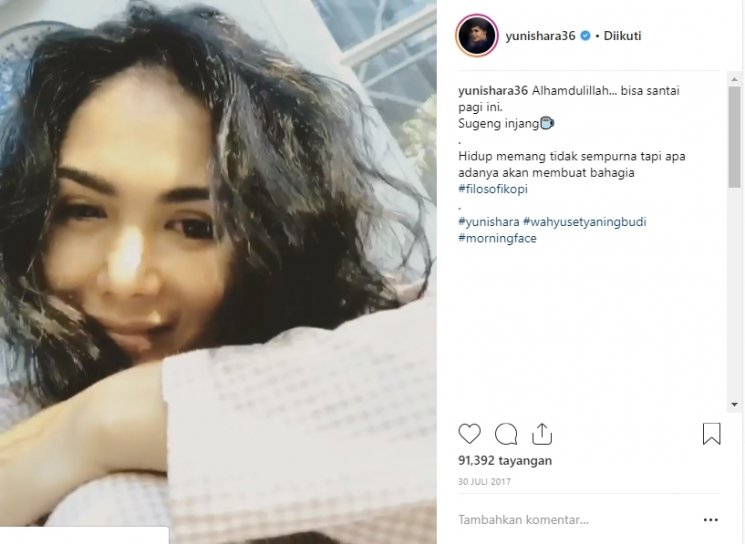 Wajah Yuni Shara tanpa makeup. (Instagram/@yunishara36)