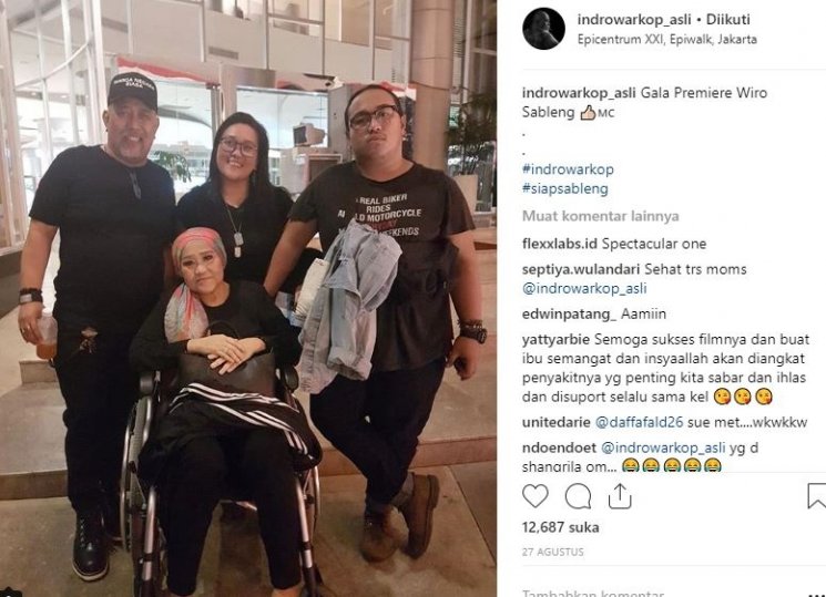 Momen Indro Wakop bersama istrinya. (Instagram/@indrowarkop_asli)