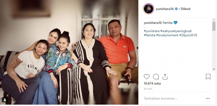 Wajah Yuni Shara tanpa makeup. (Instagram/@yunishara36)