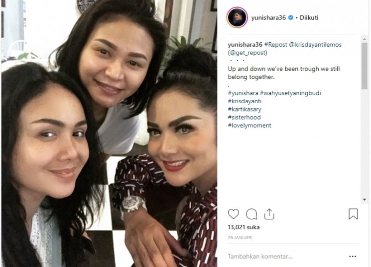 Wajah Yuni Shara tanpa makeup. (Instagram/@yunishara36)