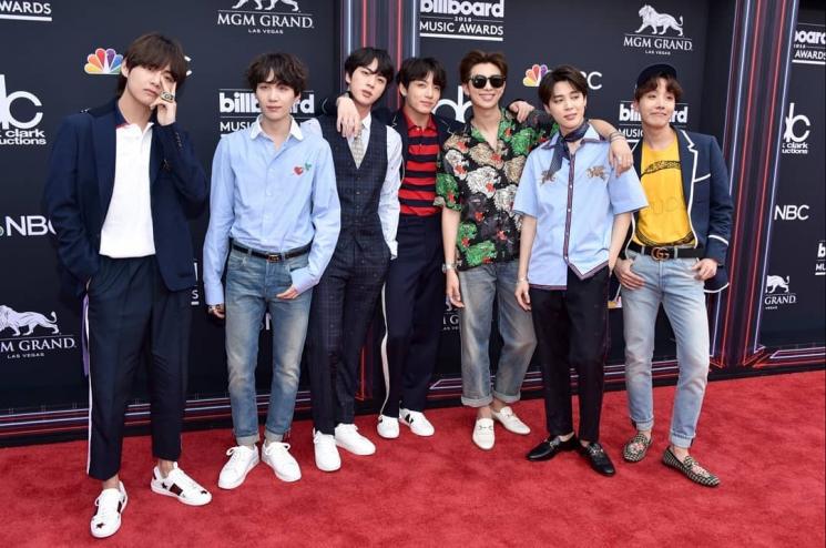 BTS (Instagram/@bts.bighitofficial)