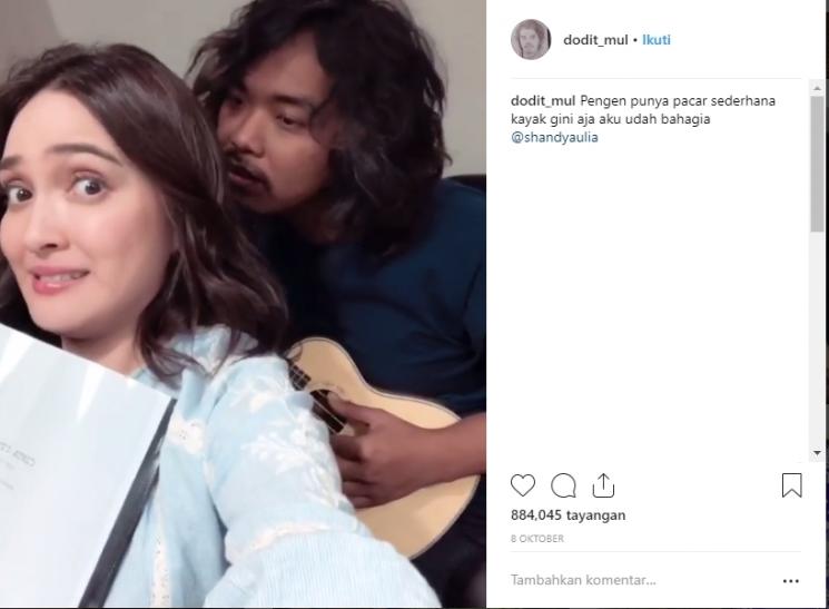 Kemesraan Dodit Mulyanto dan Shandy Aulia. (Instagram/@dodit_mul)