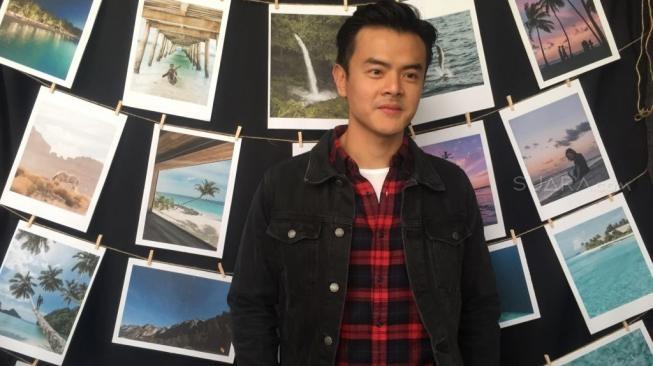 Dion Wiyoko (Suara.com/Sumarni)