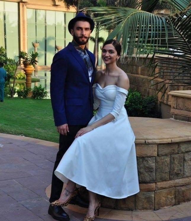 Deepika Padukone dan Ranveer Singh (Instagram/@deepveer___lover)