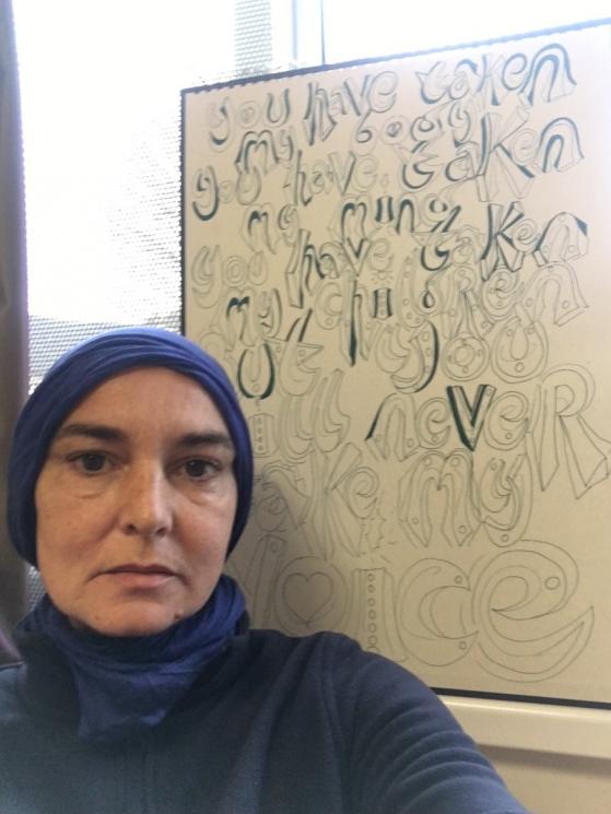 Sinead O'Connor masuk Islam (Twitter/@MagdaDavid77)
