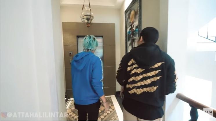 Sudut rumah Denny Cagur. (Youtube/Atta Halilintar)