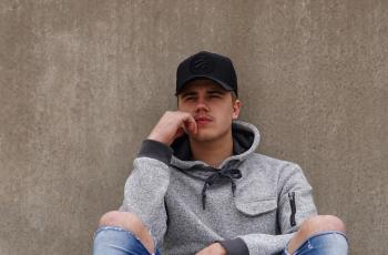 Ungkap Alasan di Balik Penjualan Lagu-Lagu Lawasnya, Justin Bieber Tegaskan Bukan Karena Masalah Keuangan