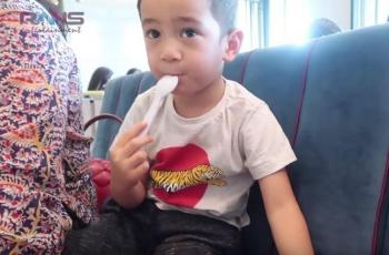 Makin Pintar Ngomong, Rafathar Suka Minta untuk Ngevlog