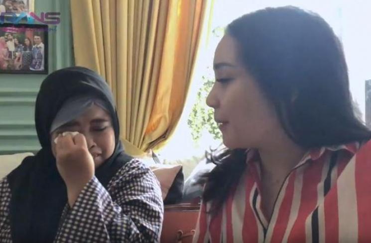 Nagita Slavina dan Rahma Kekeyi. (YouTube)