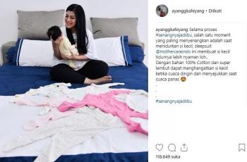 Dulu Ditutup-tutupi, Kini Kahiyang Ayu Pamer Wajah Sang Putri