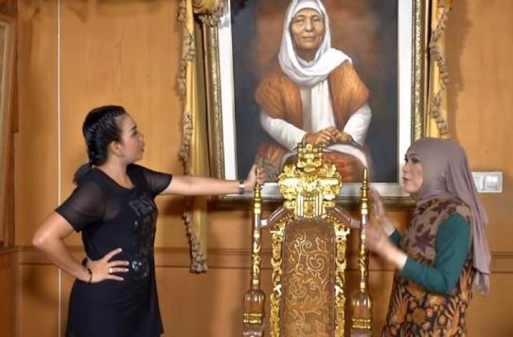 Rumah Gadang Dorce Gamalama. (YouTube)