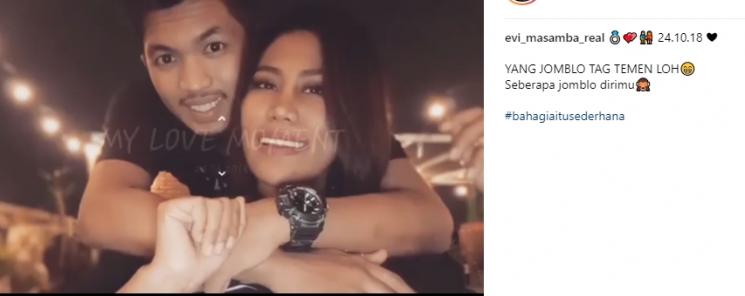 Evi Masamba dan suaminya. (Instagram/@evi_masamba_real)