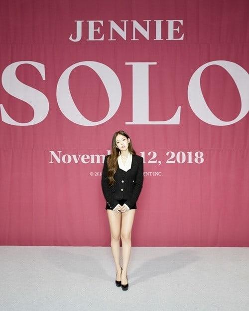 MV Debut solo Jennie BLACKPINK rilis (Soompi)