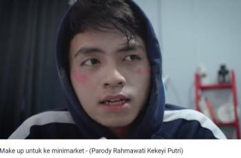 Parodikan Kekeyi, YouTuber Ganteng Ini Bikin Tutorial Makeup Ekstrem