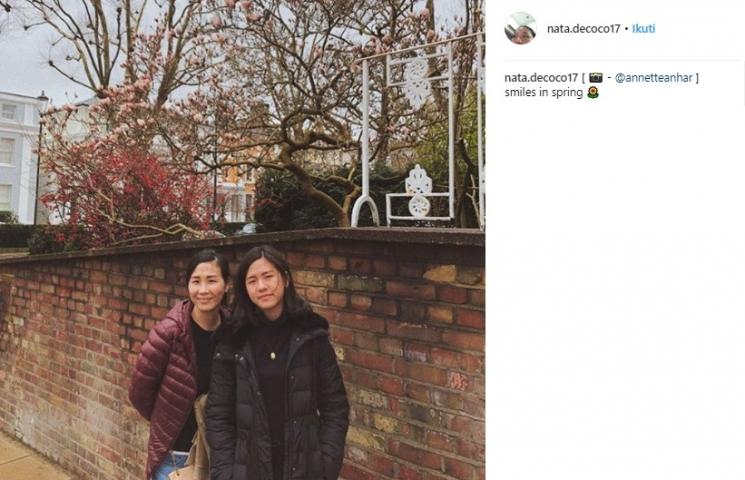 Nathania Berniece dan ibunya, Veronica Tan. (Instagram/nata.decoco17)