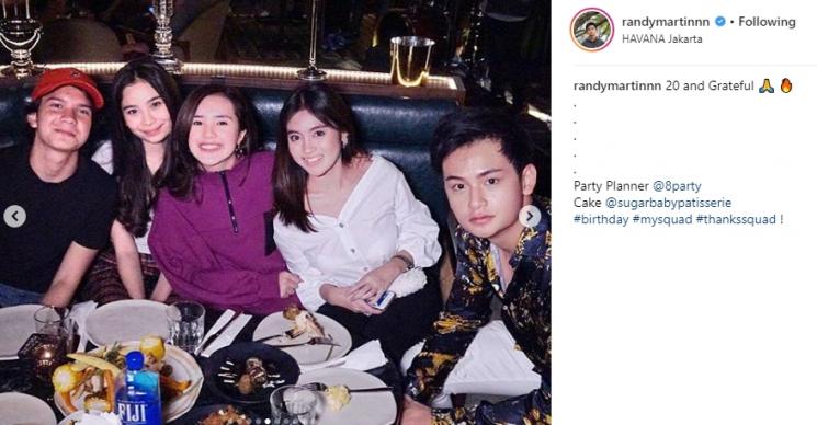 Kemeriahan pesta ulang tahun Randy Martin. (Instagram/@randymartinnn)
