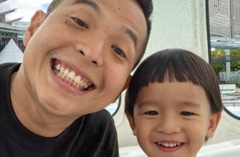 7 Bukti Ernest Prakasa adalah Sosok Family Man