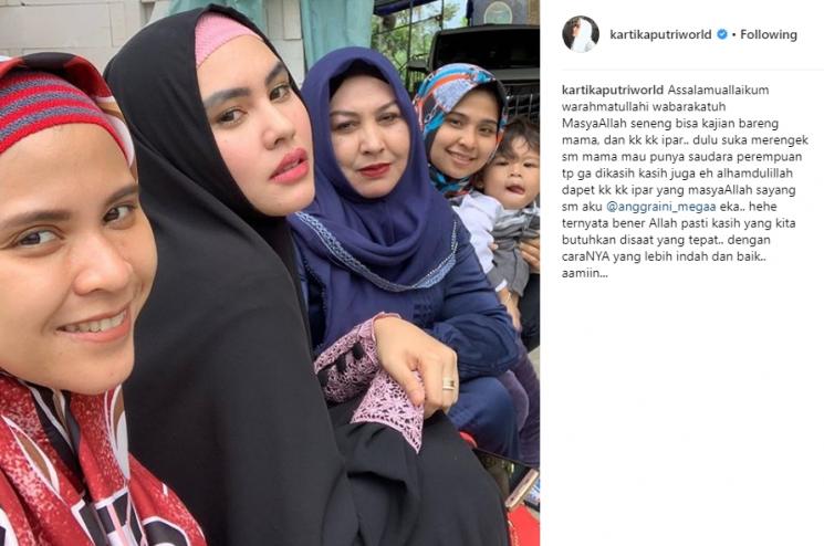Ekspresi wajah Kartika Putri yang dipermasalahkan netizen. (Instagram/@kartikaputriworld)