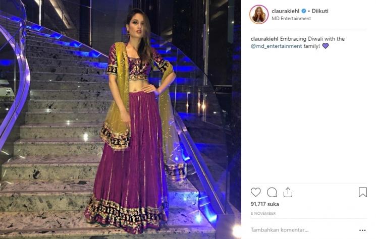 Cinta Laura pamer perut atletis. (Instagram/@claurakiehl)