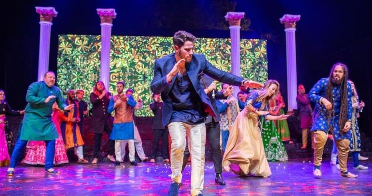 Momen Malam Musikal Priyanka Chopra dan Nick Jonas (Instagram/@priyankachopra)
