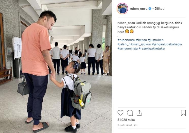 Ruben Onsu antar Thalia Sekolah (Instagram/@ruben_onsu)