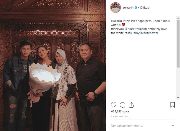 Awkarin dan Gangga Kusuma. (Instagram/@awkarin)