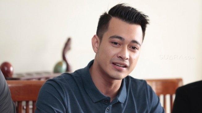 Eza Gionino (Suara.com/Wahyu Tri Laksono)