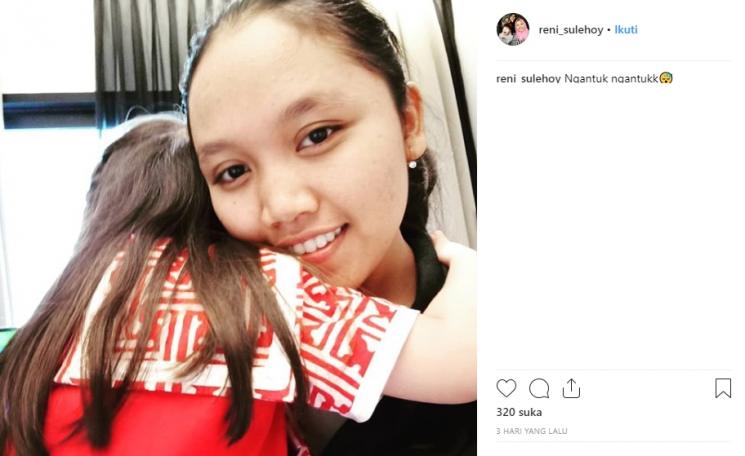 Kedekatan Gempi dan pengasuh barunya (Instagram/@reni_sulehoy)
