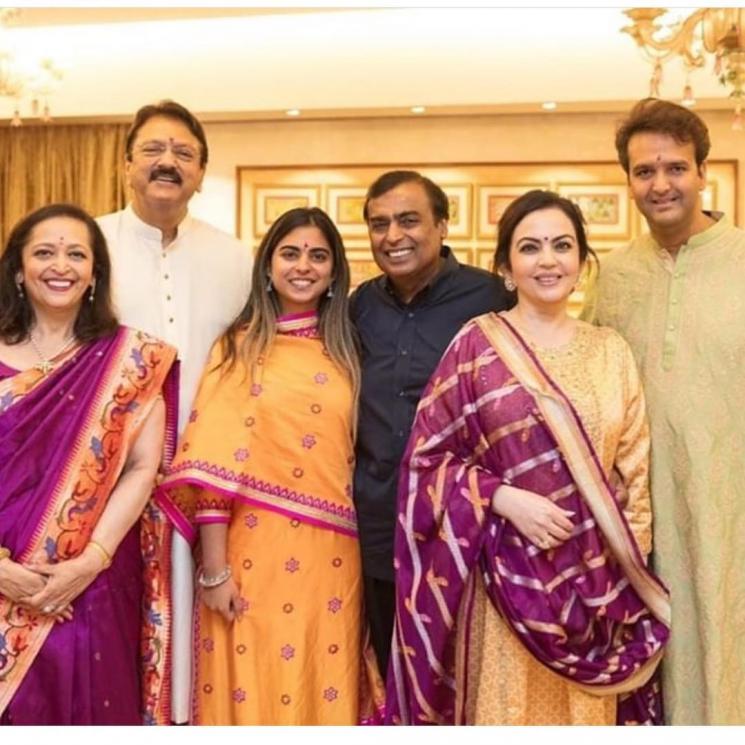 Keluarga Isha Ambani dan Anand Piramal (Instagram/@nitaambani5)