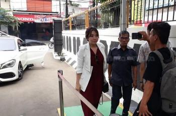 6 Potret Lesu Gisella Anastasia di PN Jakarta Selatan