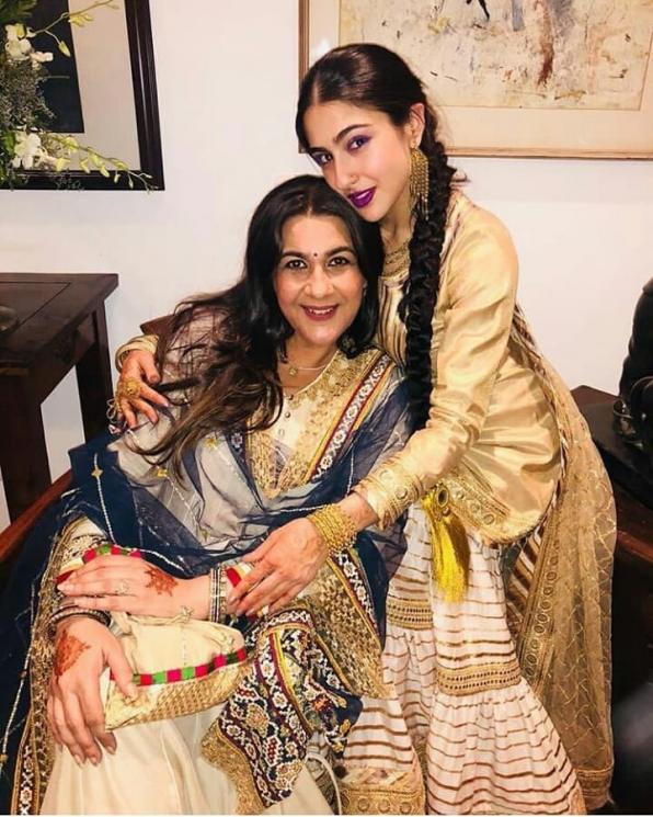 Amrita Singh dan Sara Ali Khan (Instagram/@realamritasingh)