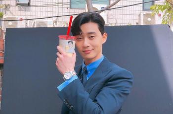 4 Idol Korea yang Doyan Makan Durian, Duh Jadi Ngiler