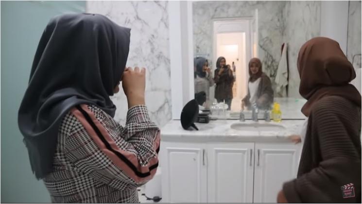 Kamar Putri Delina. (YouTube/Arafah Rianti)