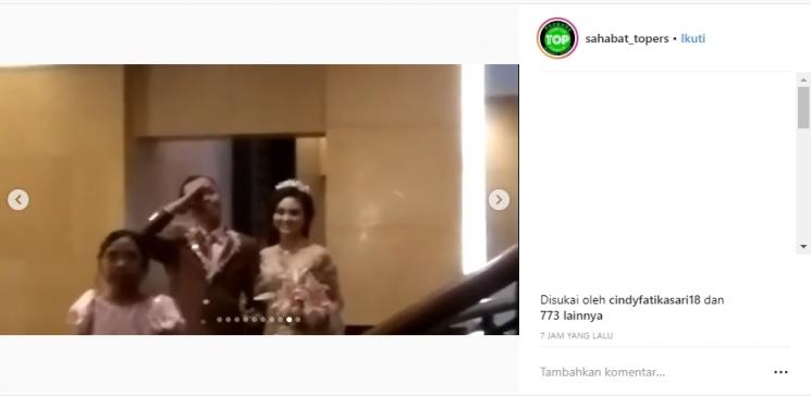 Pernikahan Furry Setya dan Dwinda Ratna. (Instagram/@tikabravani)