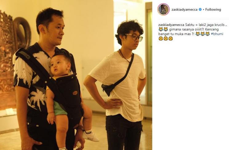 Quality time Hanung Bramantyo bersama keluarga. (Instagram/@zaskiadyamecca)