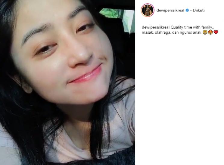 Dewi Perssik. (Instagram/@dewiperssikreal)