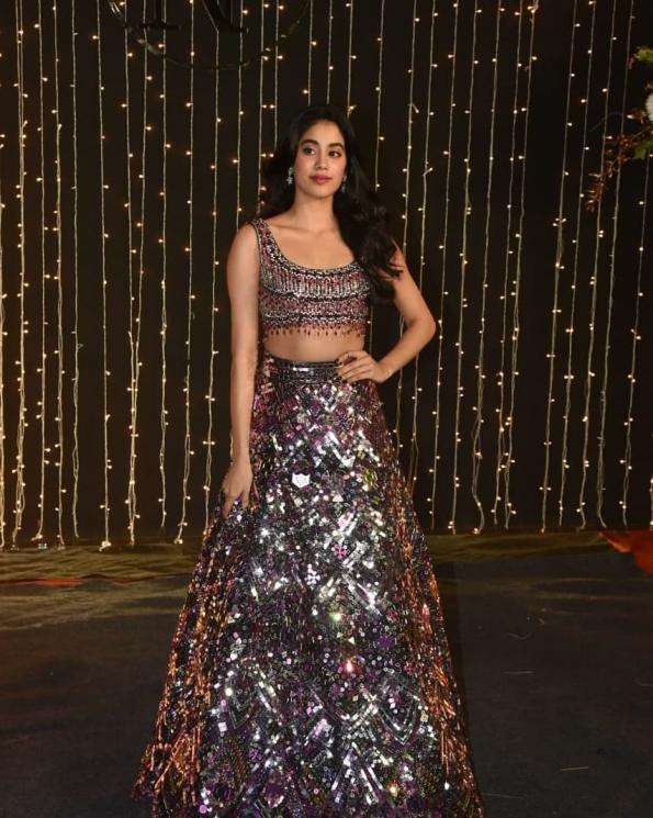 Janhvi Kapoor di Resepsi ketiga Nick Jonas dan Priyanka Chopra (Instagram/@bollywood)