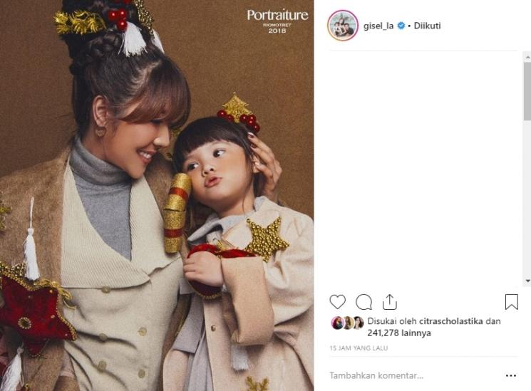 Foto Natal Gisella Anastasia. (Instagram/@gisel_la)
