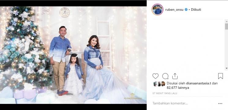 Foto Natal Keluarga Ruben Onsu. (Instagram/@ruben_onsu)