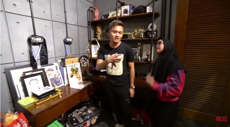 Kamar Rizky Febian. (YouTube/Ricis Official)
