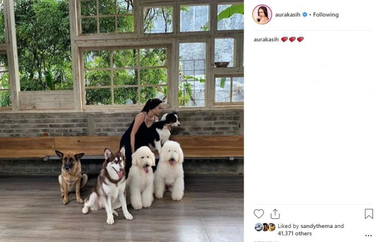 Aura Kasih. (Instagram/@aurakasih)