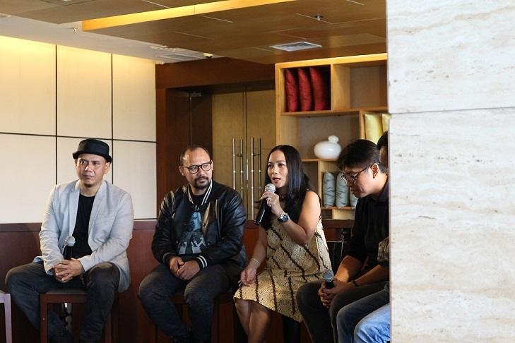 Band Padi dan Sheila Majid saat Jumpa Pers STARGAZING, di Royal Ambarrukmo Yogyakarta, Minggu (30/12/2018). (Matamata.com/Uni Irmagani)
