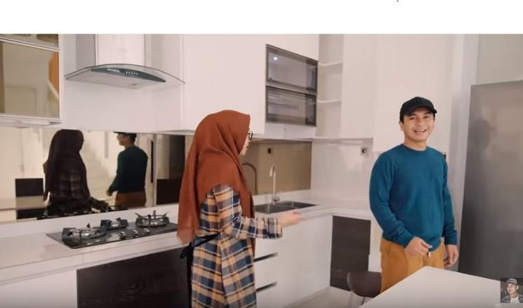 Rumah baru Ria Ricis. (YouTube)