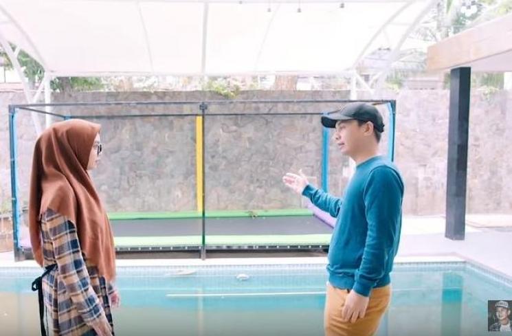 Rumah baru Ria Ricis. (YouTube)