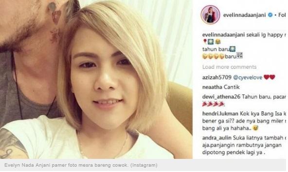 Evelyn Nada Anjani dipeluk seorang lelaki. [Instagram]