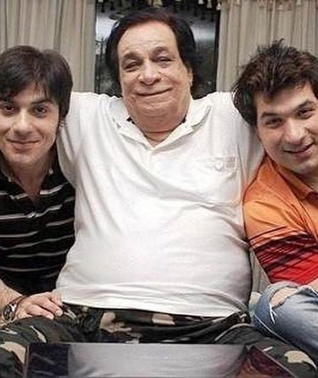 Kader Khan dan dua anaknya (Instagram/@instantbollywood)