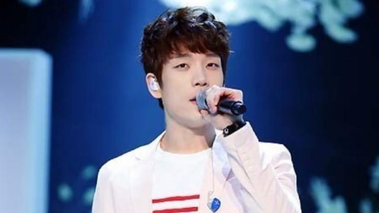 Changmin 2AM (Soompi)